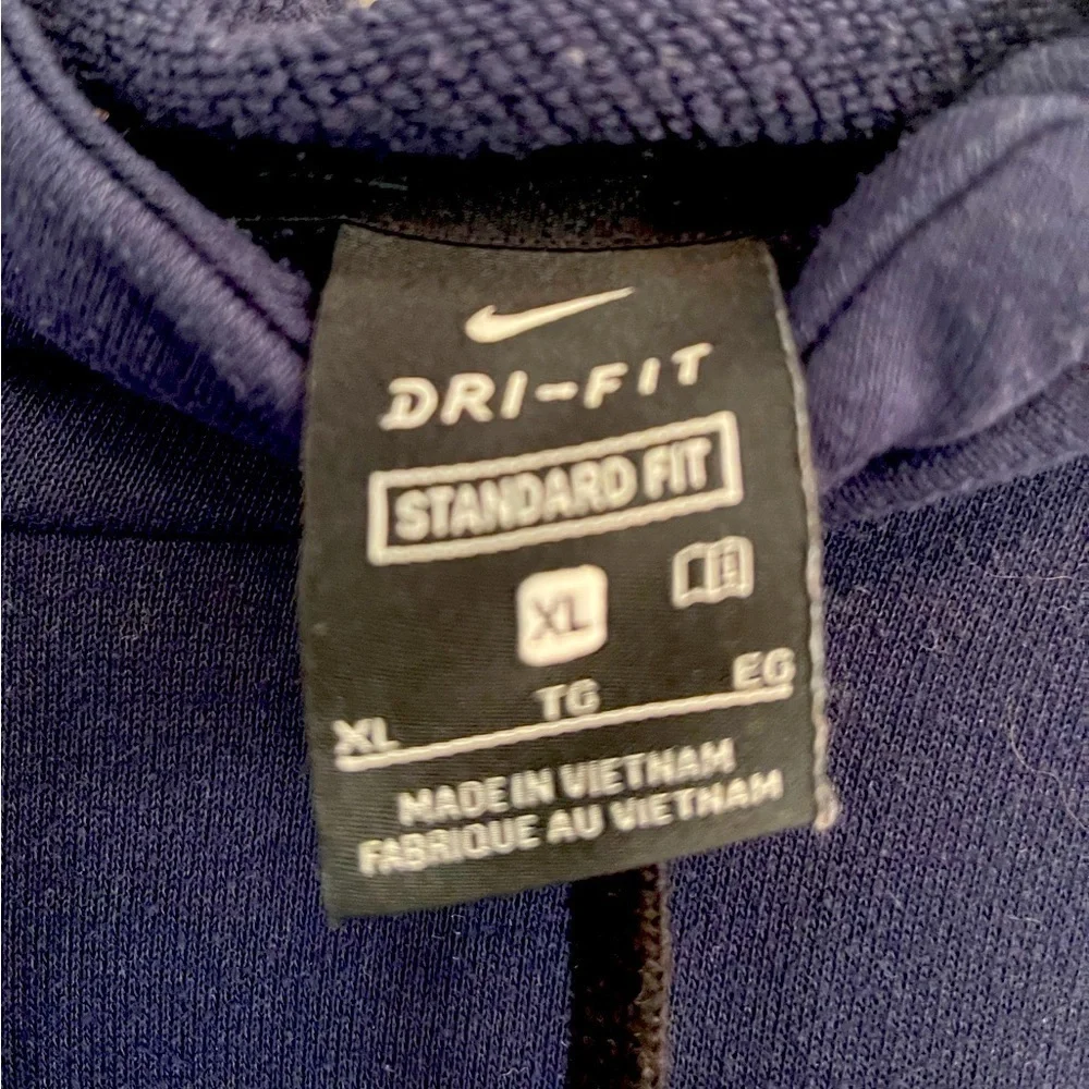 Nike Men’s XL Navy Hoodie